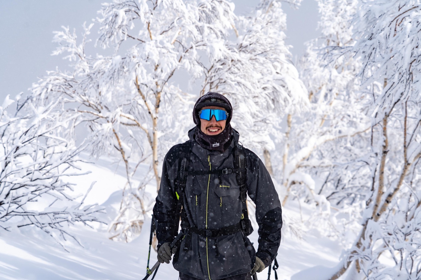 Juan Berthold, Deep Snowboard instructor on the mountain
